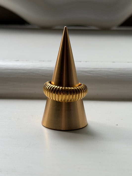 Gold Ridge Ring