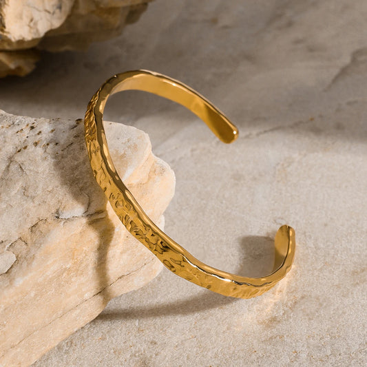 Freya Cuff